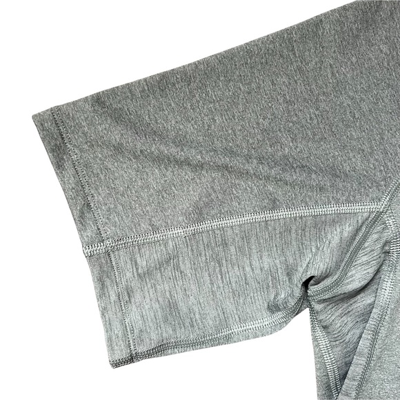 💥3 for $30💥 NWT Nike Dri Fit Workout Shirt - Picture 3 of 6